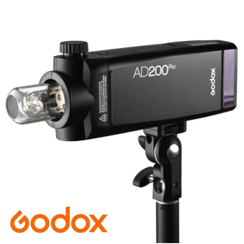 AD200Pro - Witstro flash with battery10